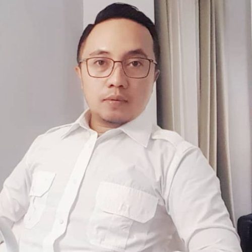 Dr. (C). Budi Harto, S.E., M Dr. (C). Budi Harto, S.E., M